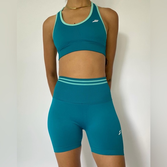 New DoYouEven Scrunch Teal 3-piece Set - Picture 8 of 9